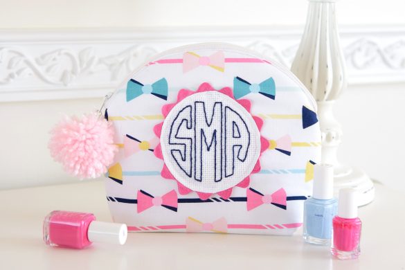 Monogrammed Curved Zipper Pouch Sewing Tutorial