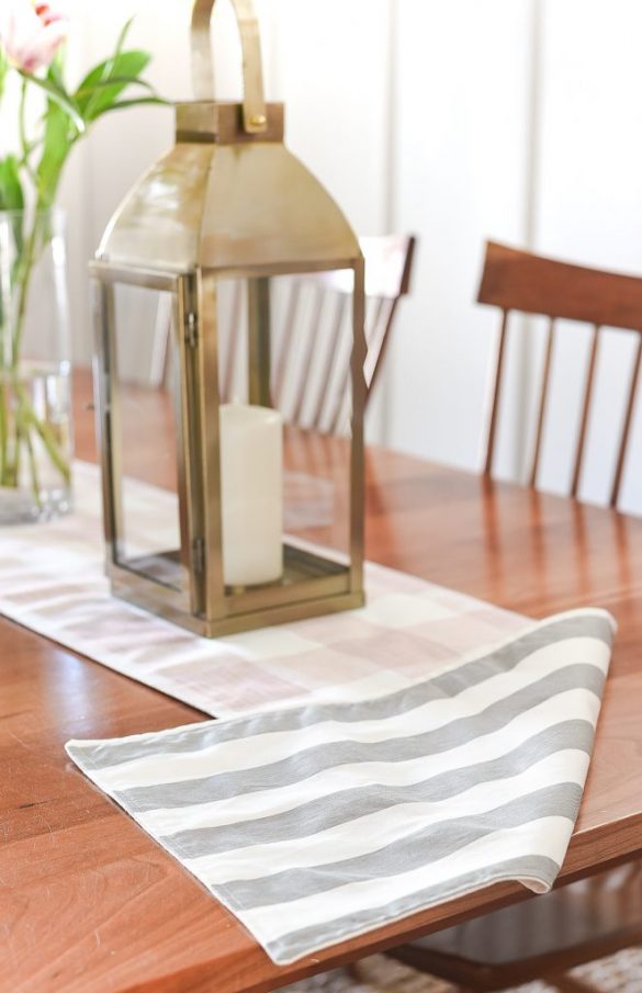 Two-Sided Table Runner DIY