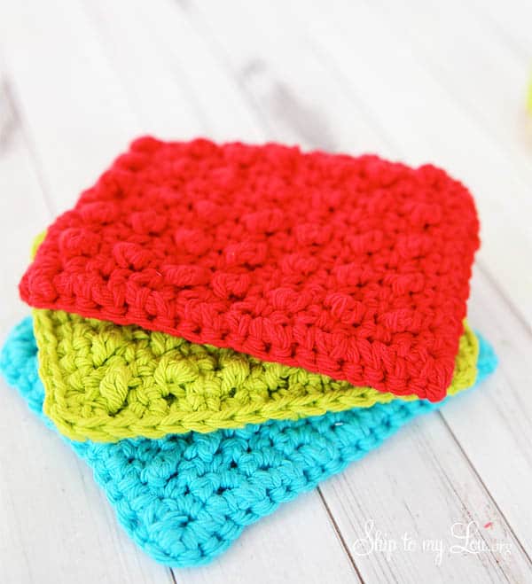 Make a DIY Crochet Sponge For a Useful Handmade Gift!