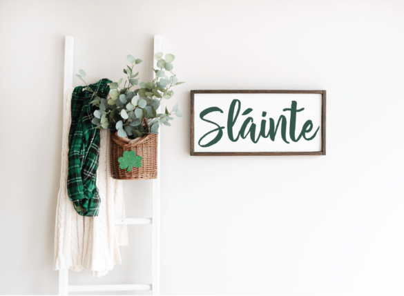Simple DIY St. Patrick’s Day Sign