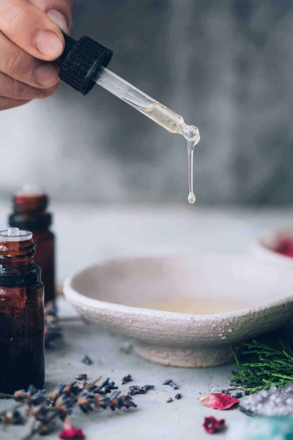 11 Ways To Use Tea Tree Oil To Banish Mold, Fight Bacteria and Deter Bugs
