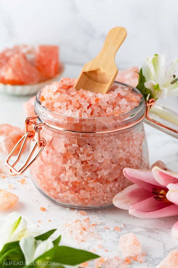 Himalayan Salt Bath: Benefits + Pink Salt Soak Recipe