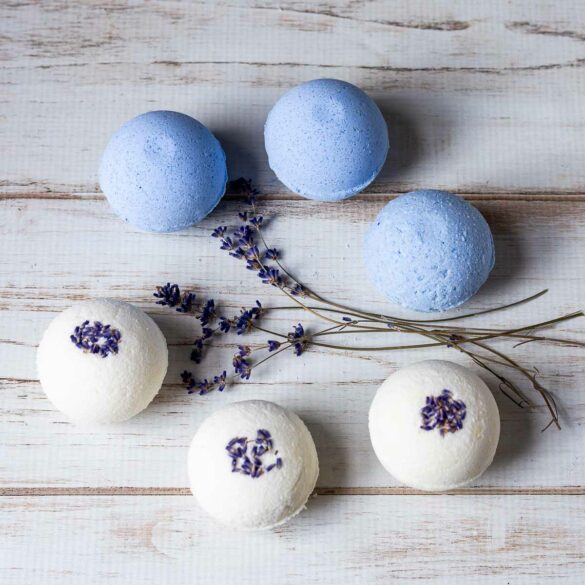 DIY Bath Bombs with Flowers and Color