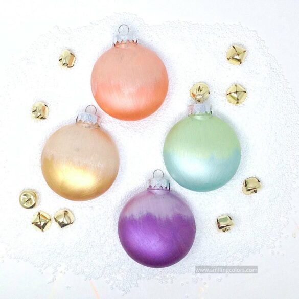 How To Paint Christmas Ornaments That You Will Love!